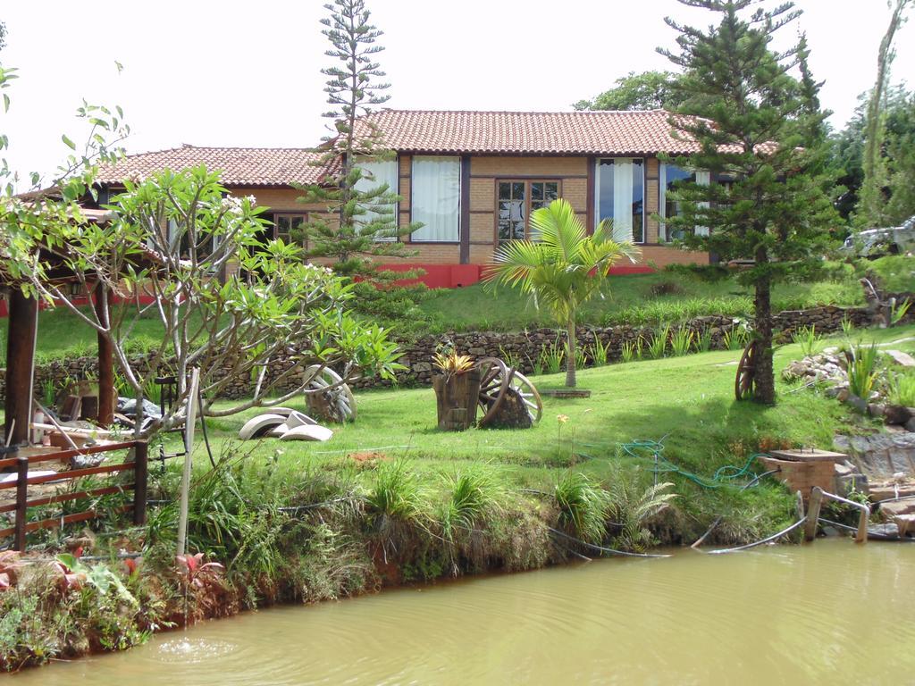 Encantos Do Vale Pousada E Spa Cultural Hotel Bueno Brandao Exterior photo